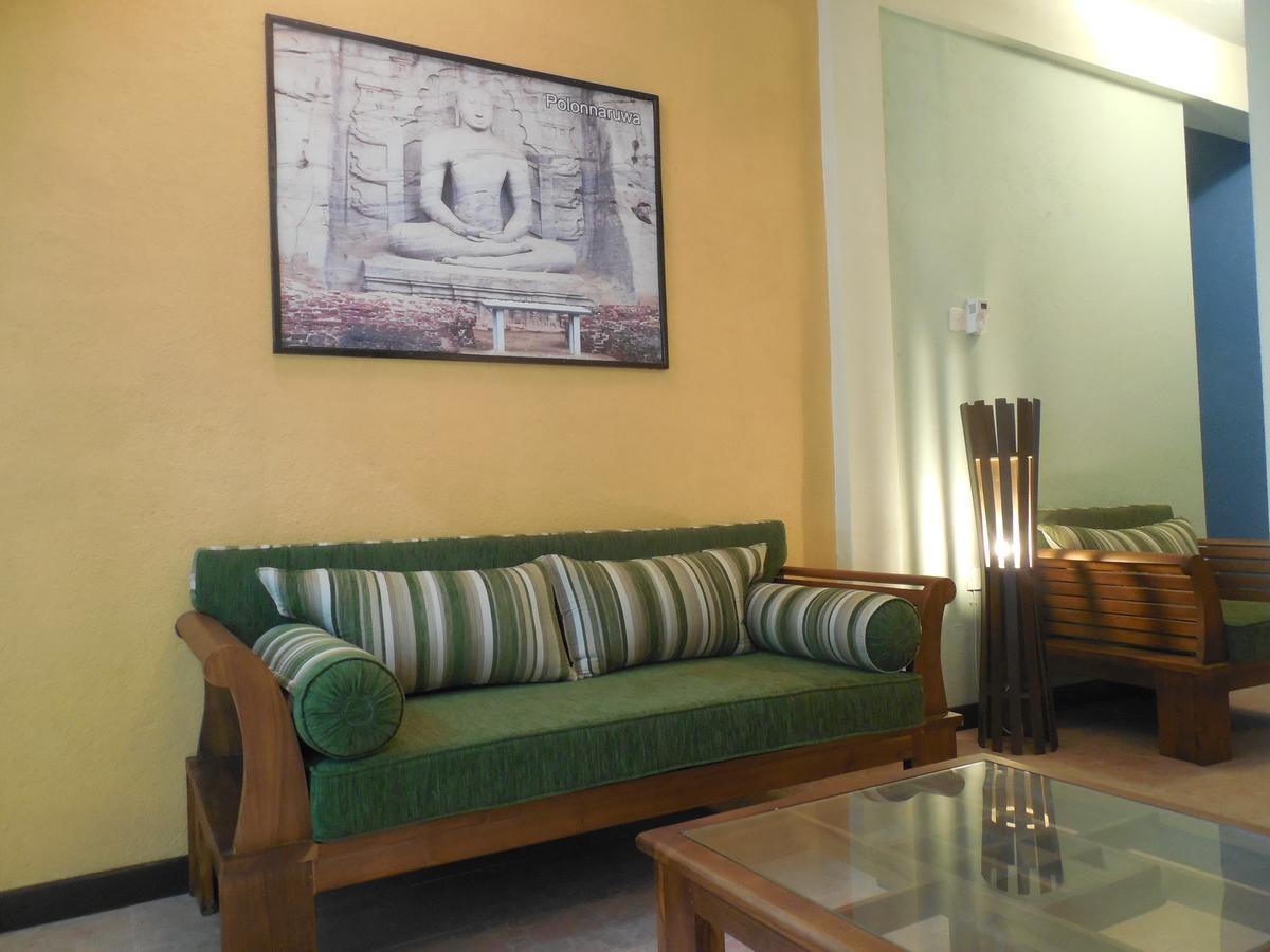 Le Leopard D 'Argent Otel Kandy Dış mekan fotoğraf